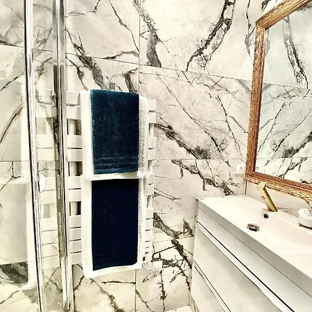 Maison Eglantine Historic 4 Star With Air Conditioning Apartament *